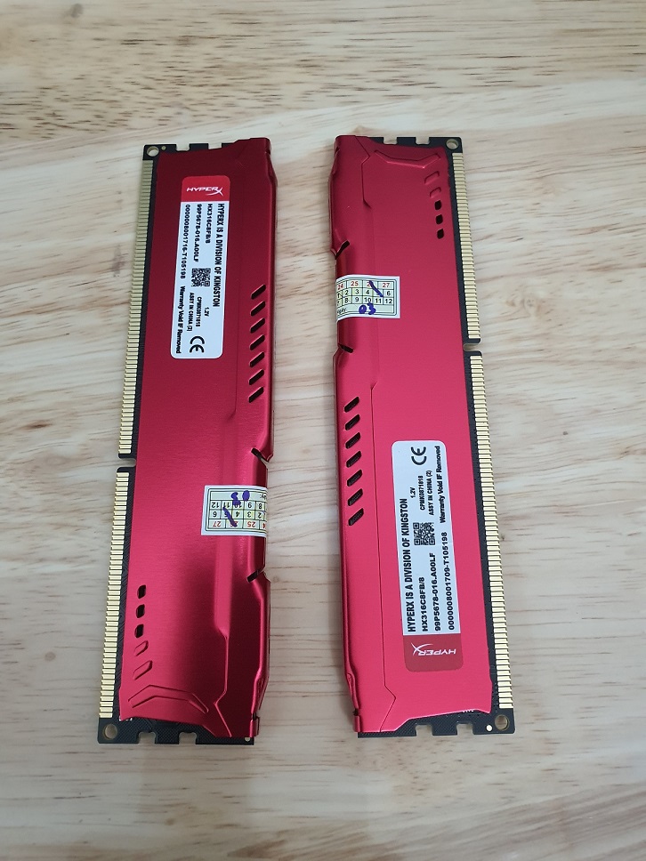 Ảnh nhỏ của Bộ nhớ Ram KINGSTON 8G Bus 1600 Hyper Fury White màu trắng đỏ cho PC Bộ nhớ Ram KINGSTON 8G Bus 1600 Hyper Fury White màu trắng đỏ cho PC